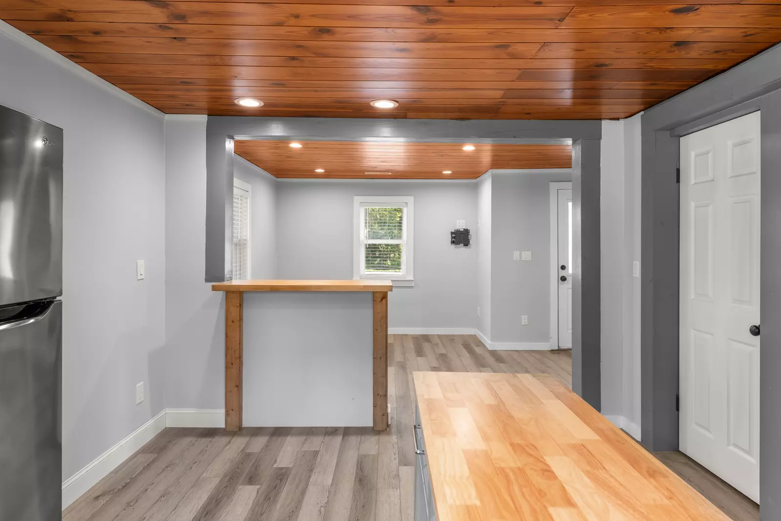 310 Two View Rd