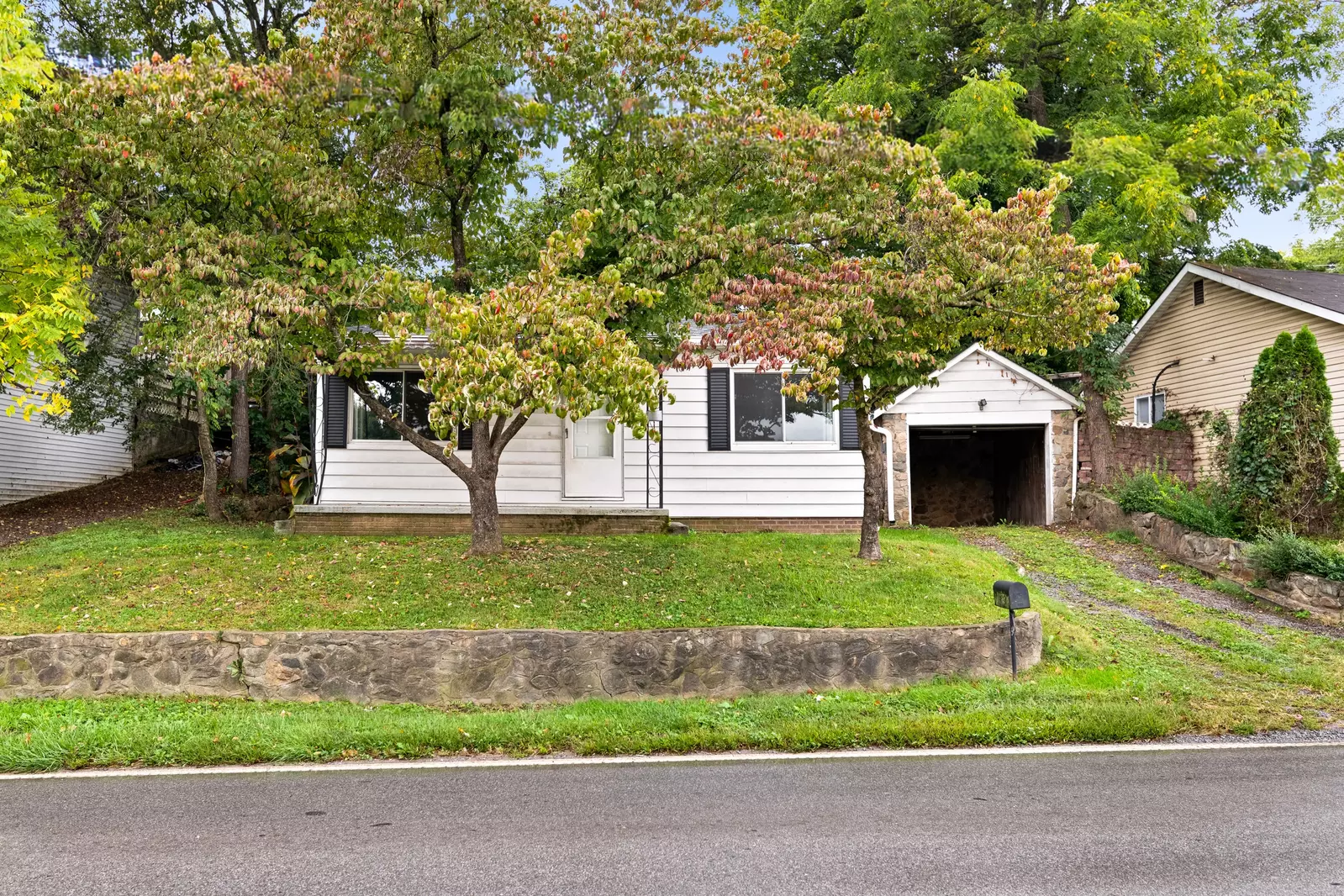 409 Eastgate Rd 