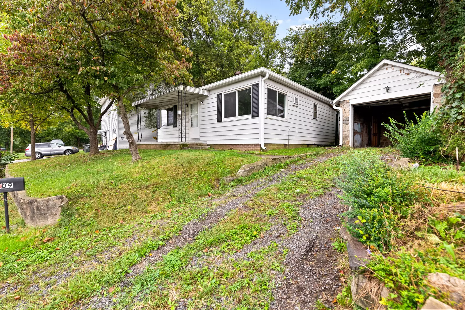 409 Eastgate Rd 
