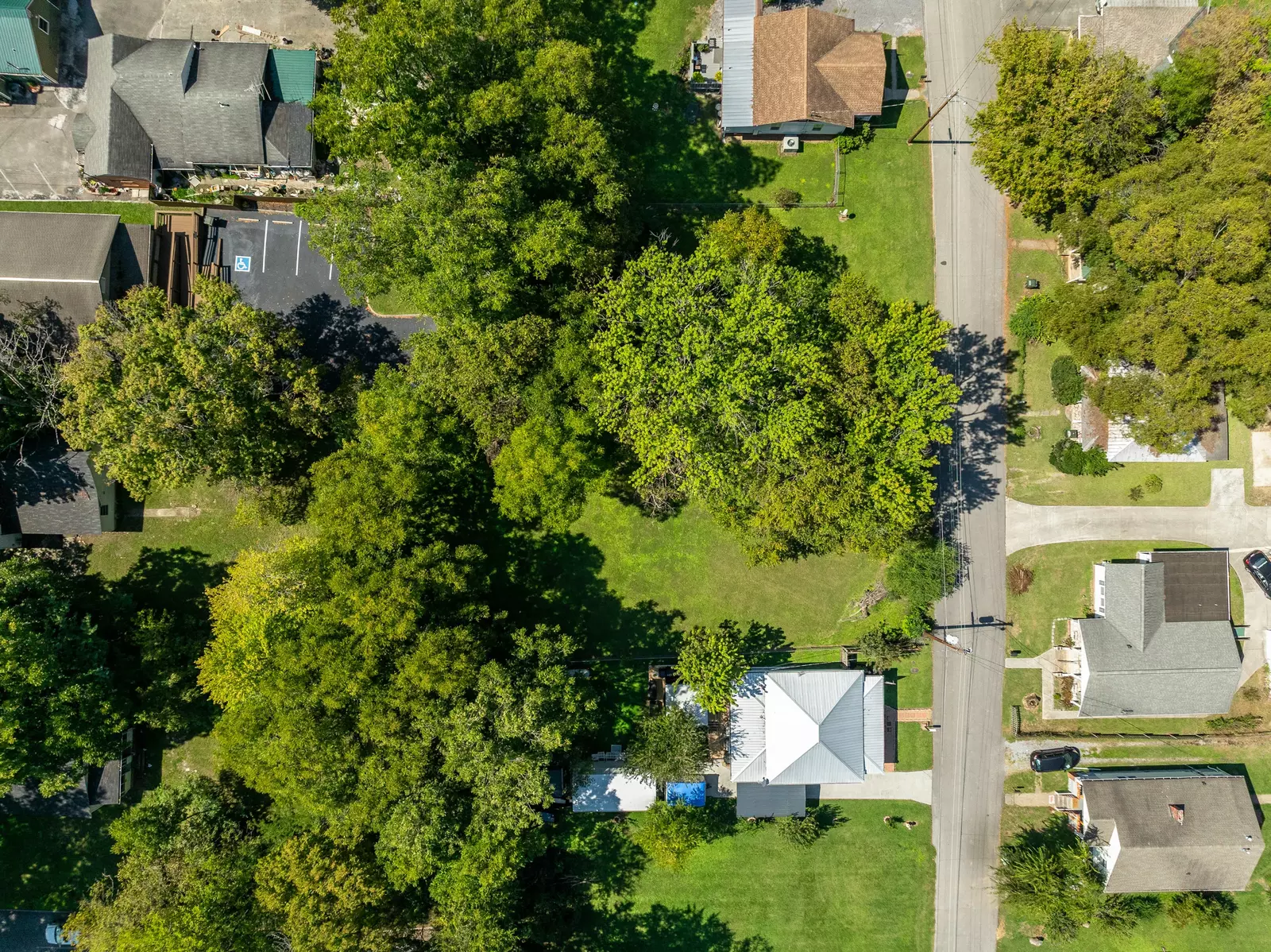 226 E Main St