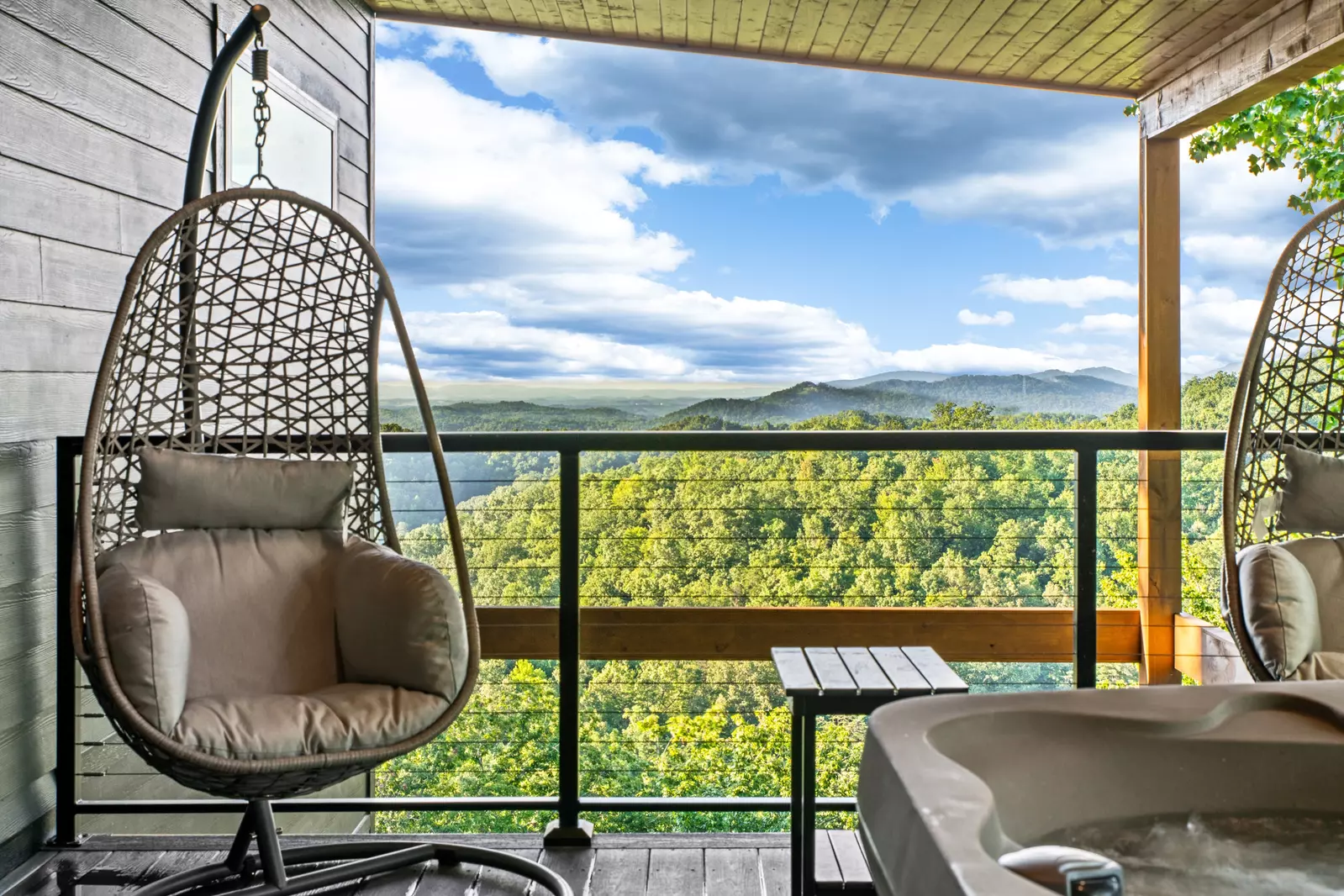 3823 Heavens View Ln