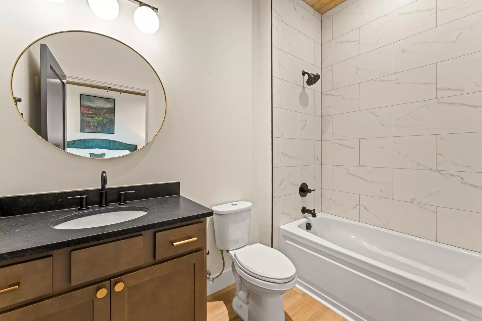 3823 Heavens View Ln