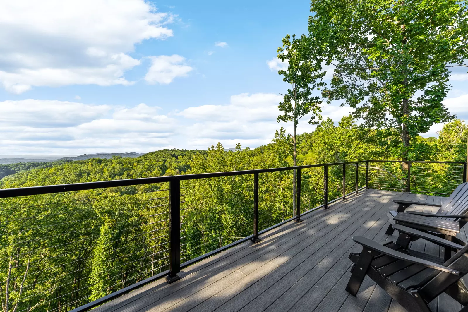 3823 Heavens View Ln