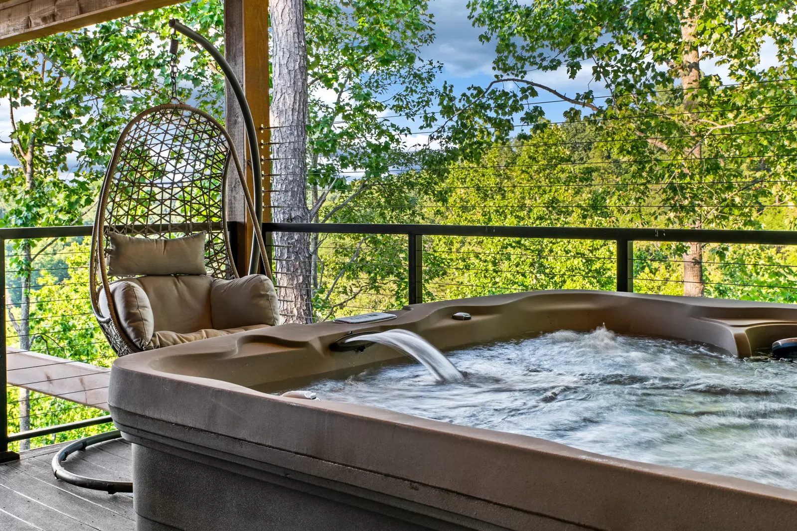 3823 Heavens View Ln