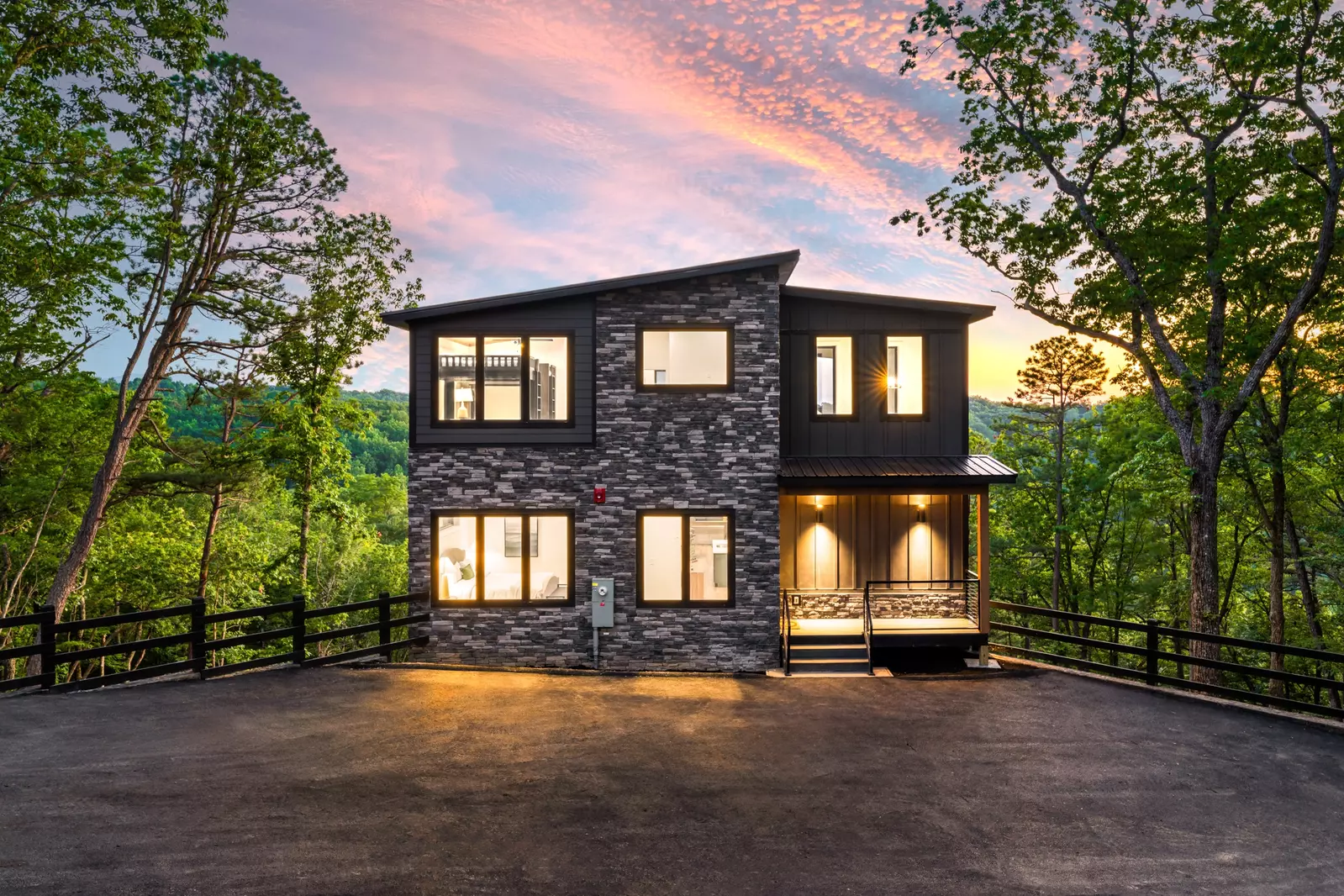 3819 Heavens View Lane