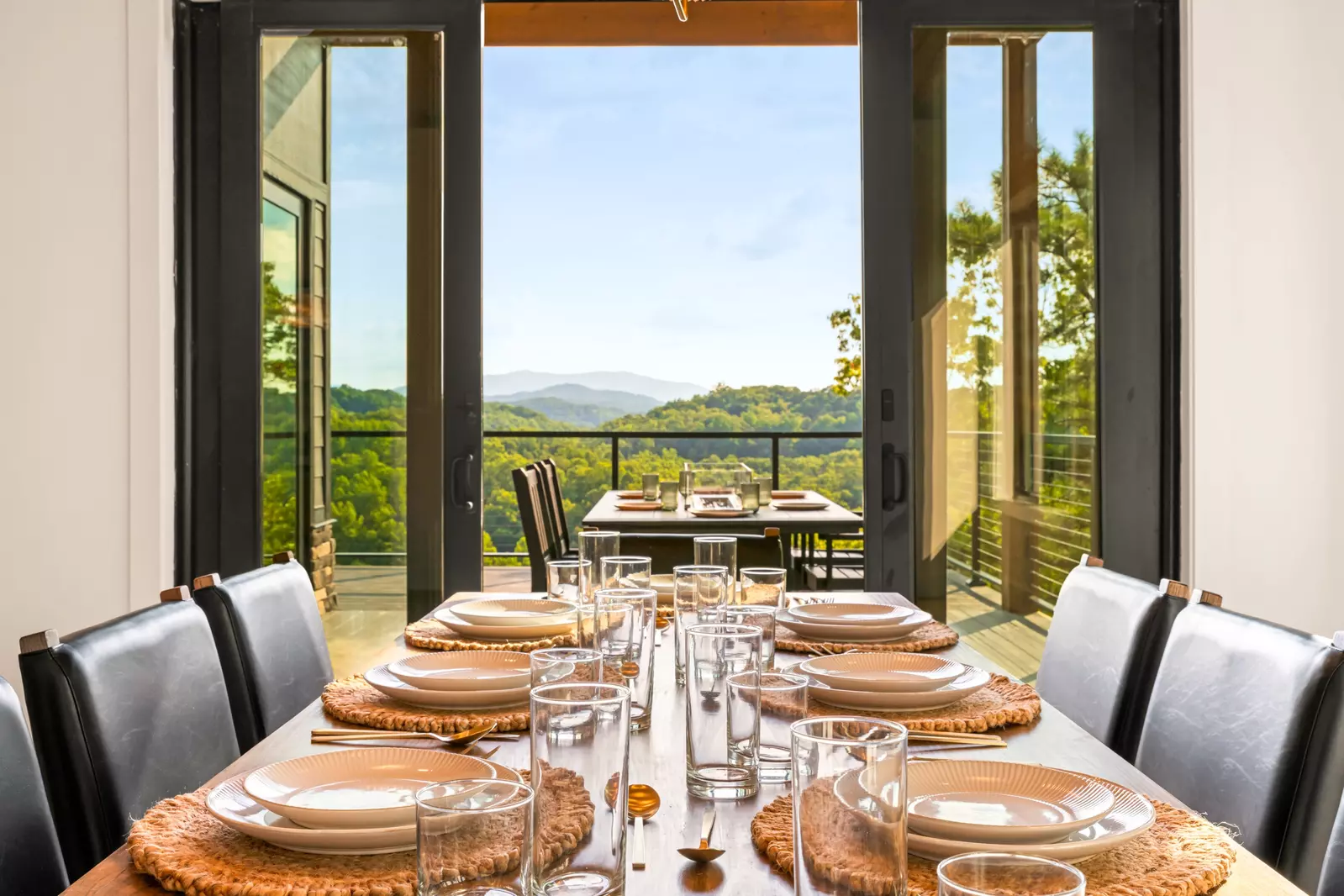 3819 Heavens View Lane