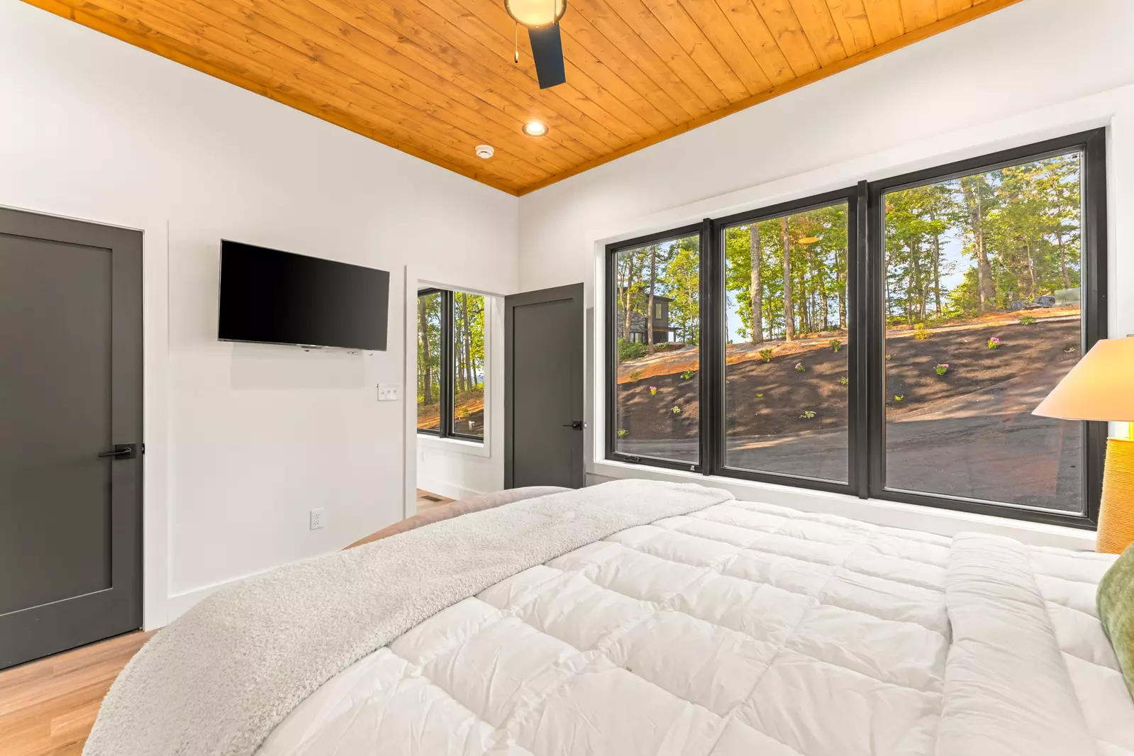 3819 Heavens View Lane