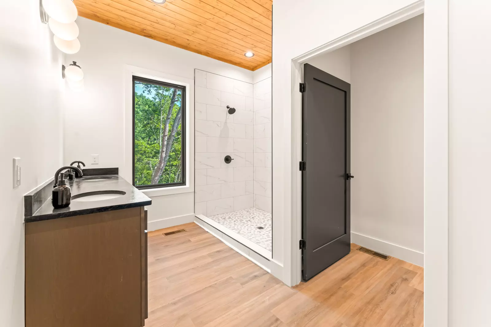 3819 Heavens View Lane