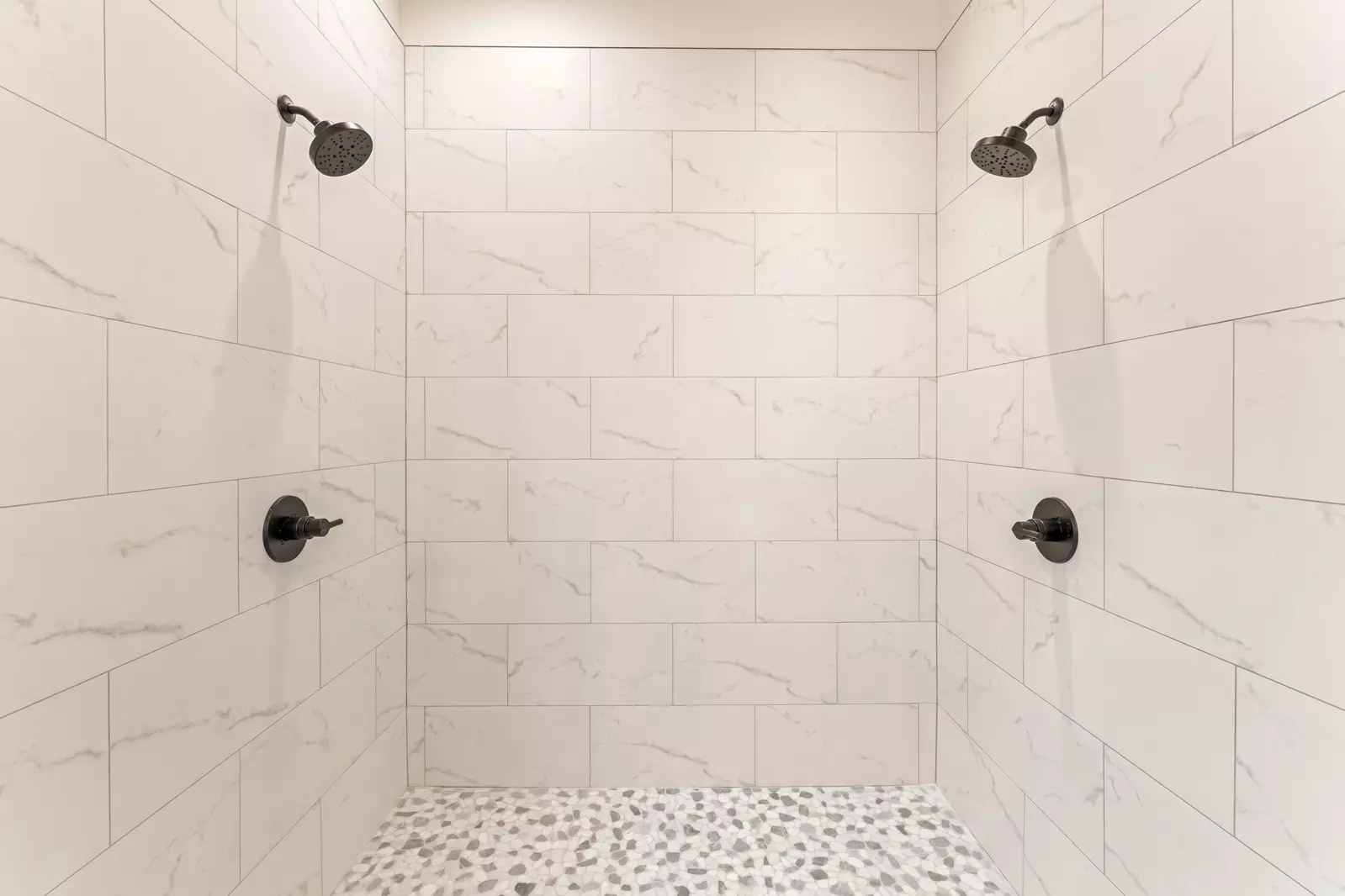 3819 Heavens View Lane