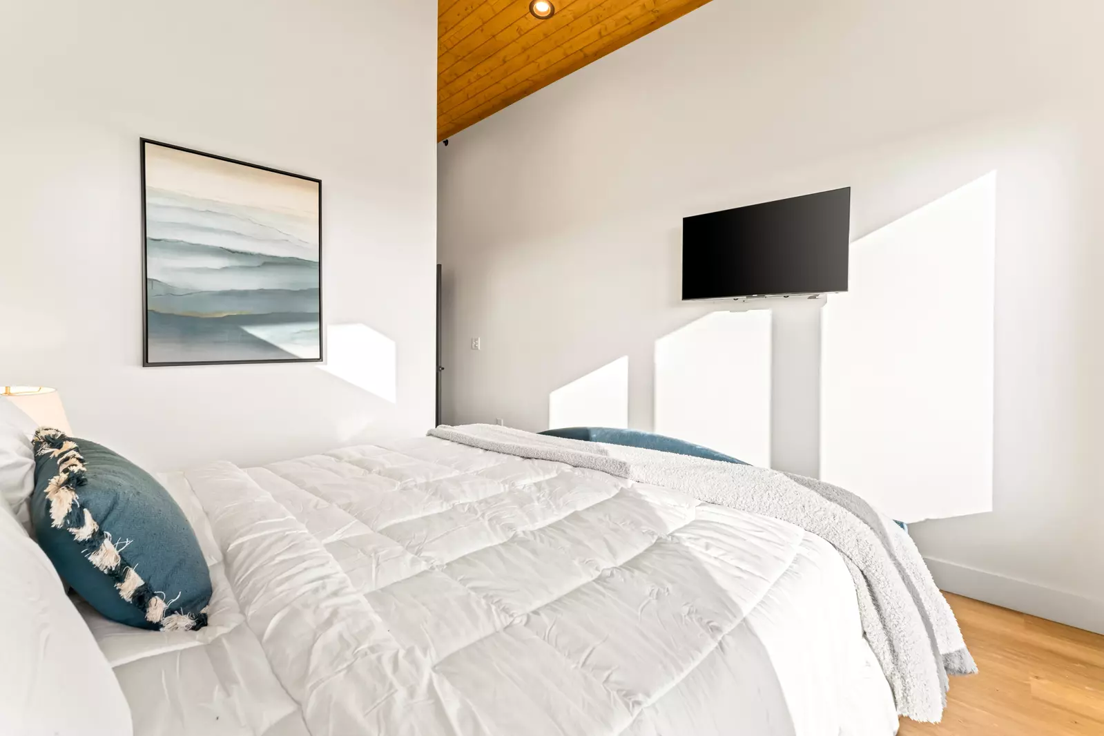 3819 Heavens View Lane