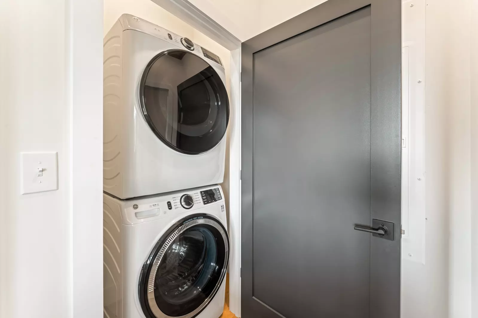 3819 Heavens View Lane