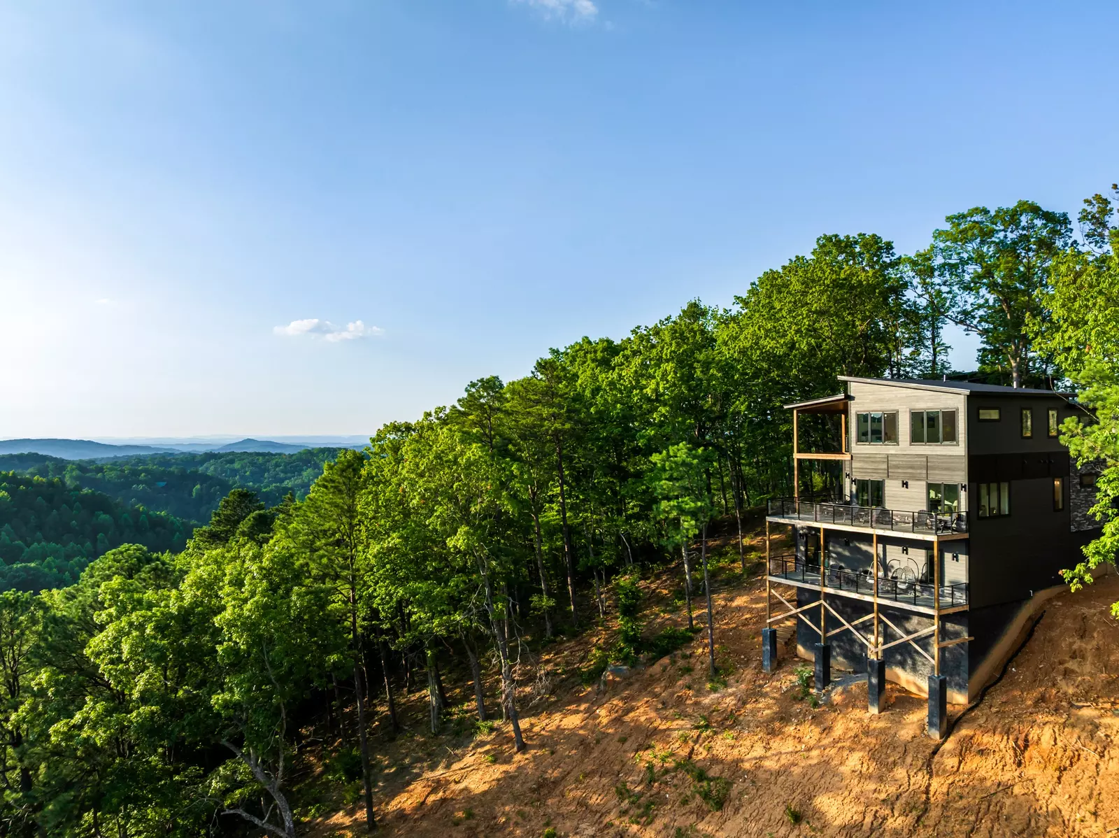 3819 Heavens View Lane