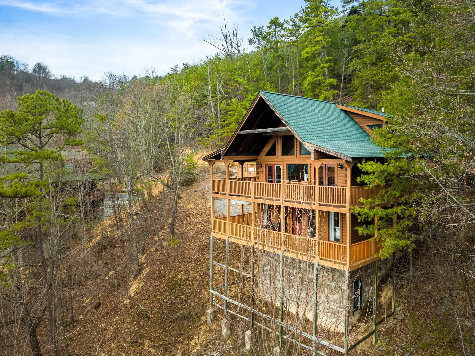 1910 E Mountain View Way