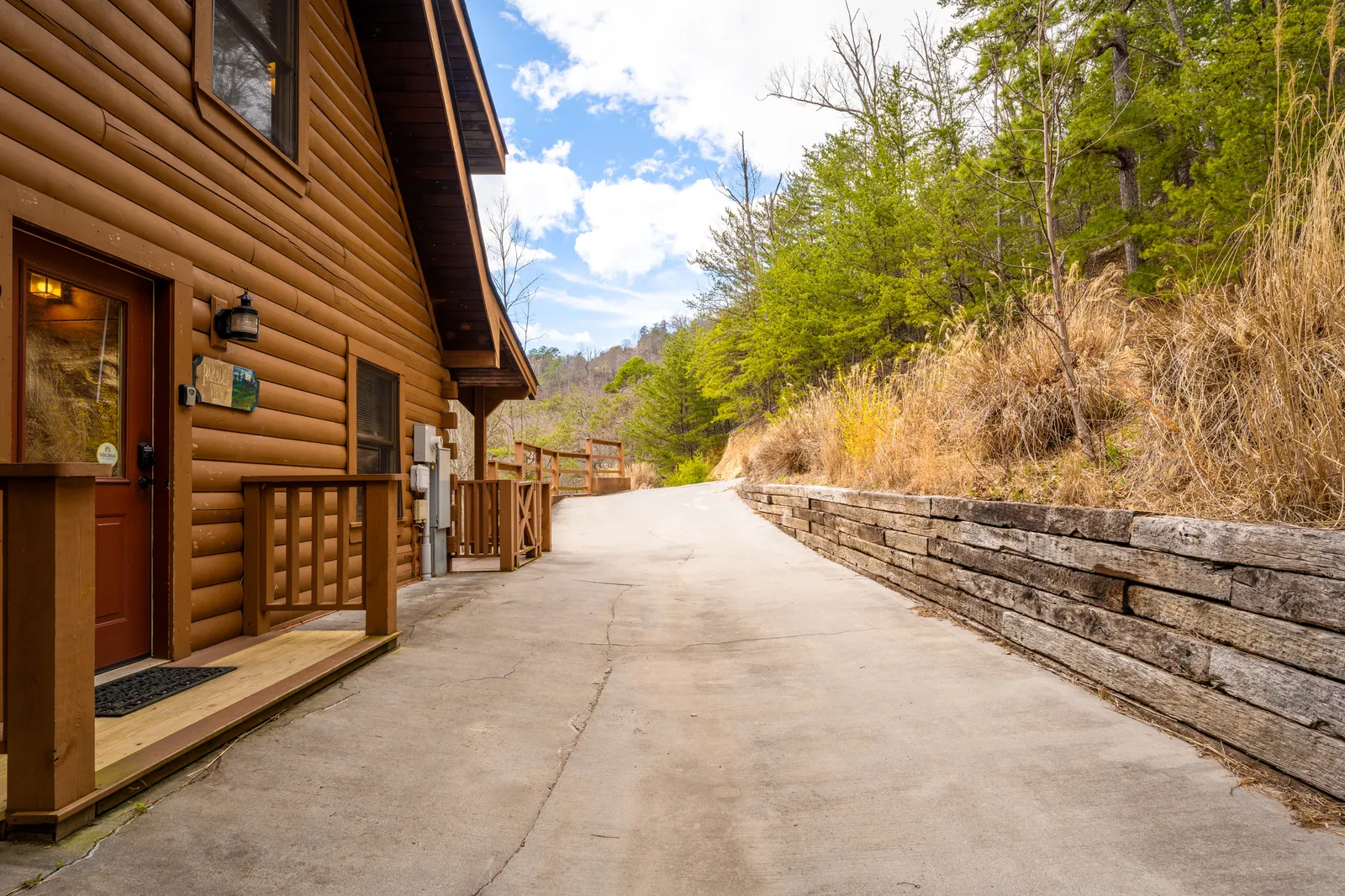 1910 E Mountain View Way