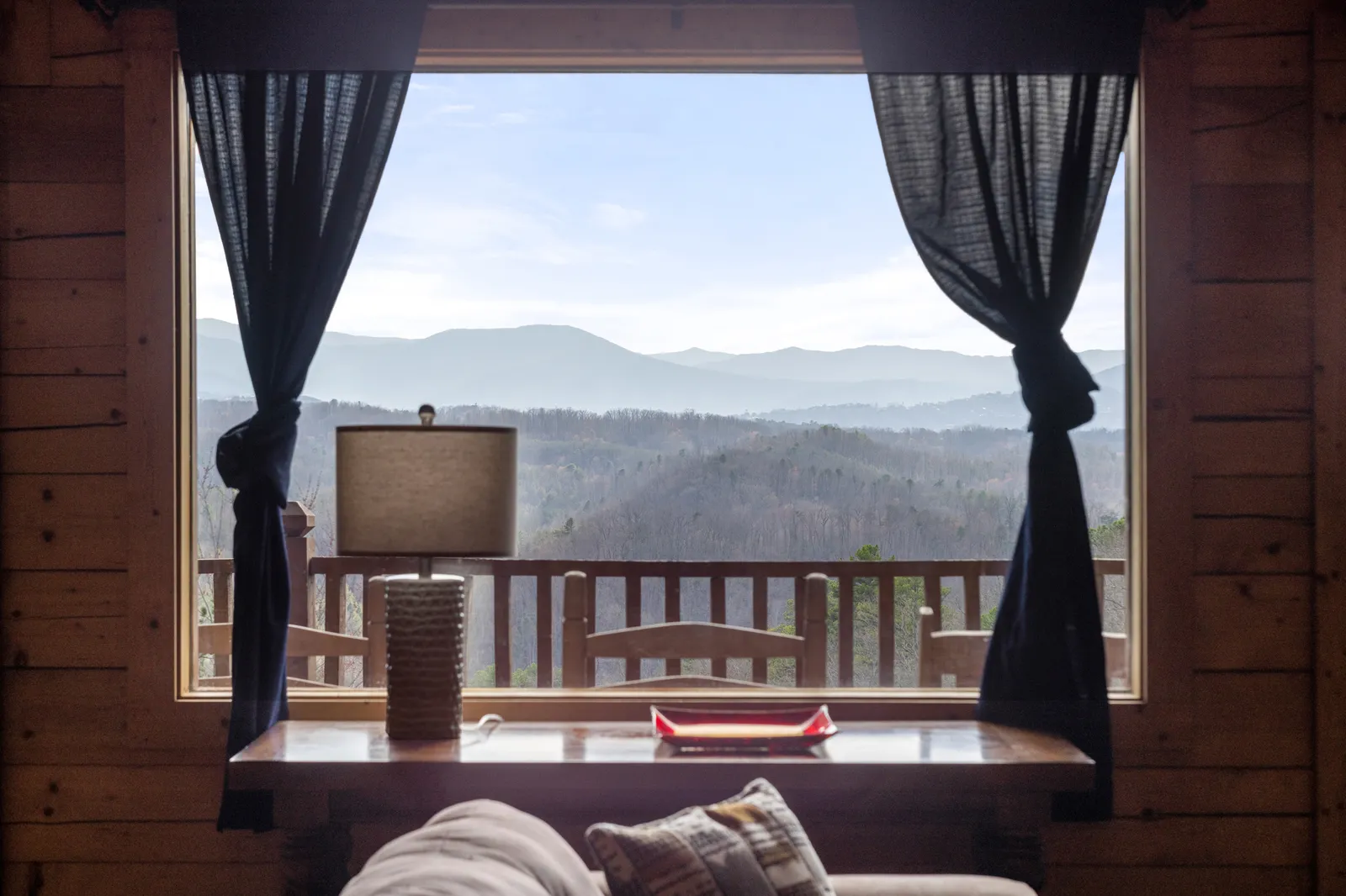 1910 E Mountain View Way