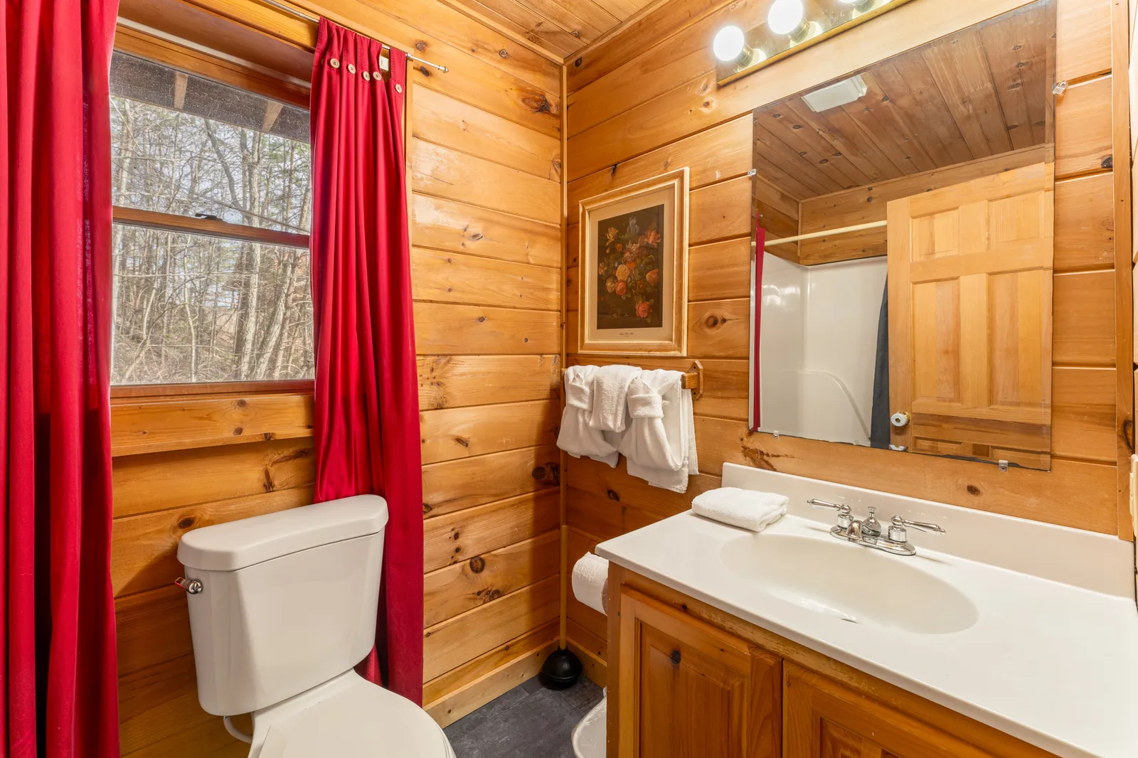 1910 E Mountain View Way