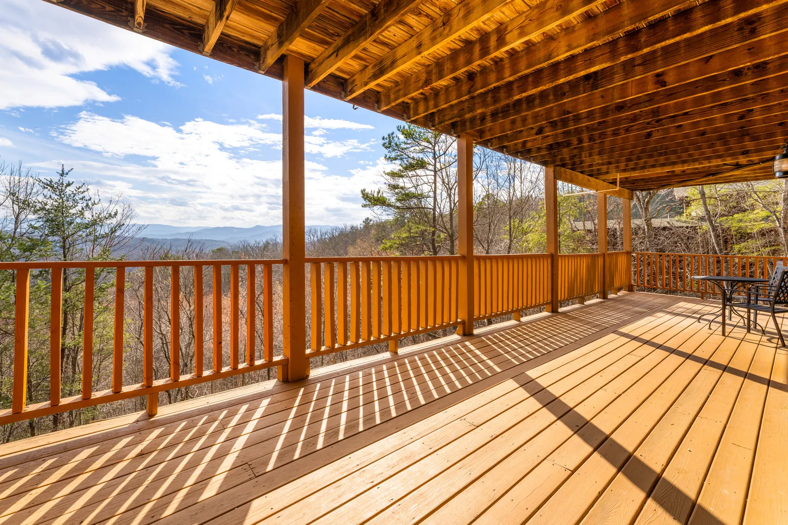 1910 E Mountain View Way