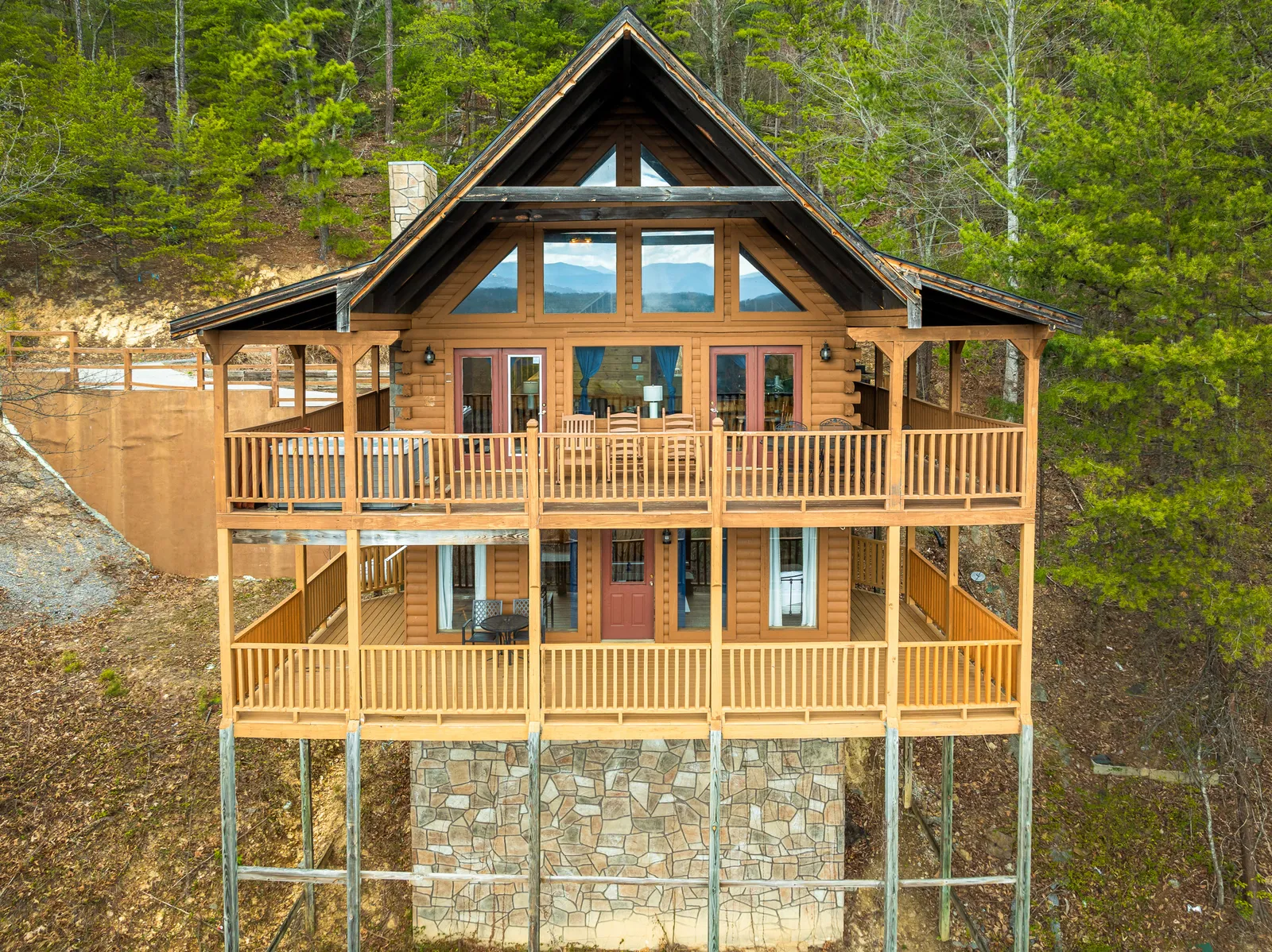 1910 E Mountain View Way