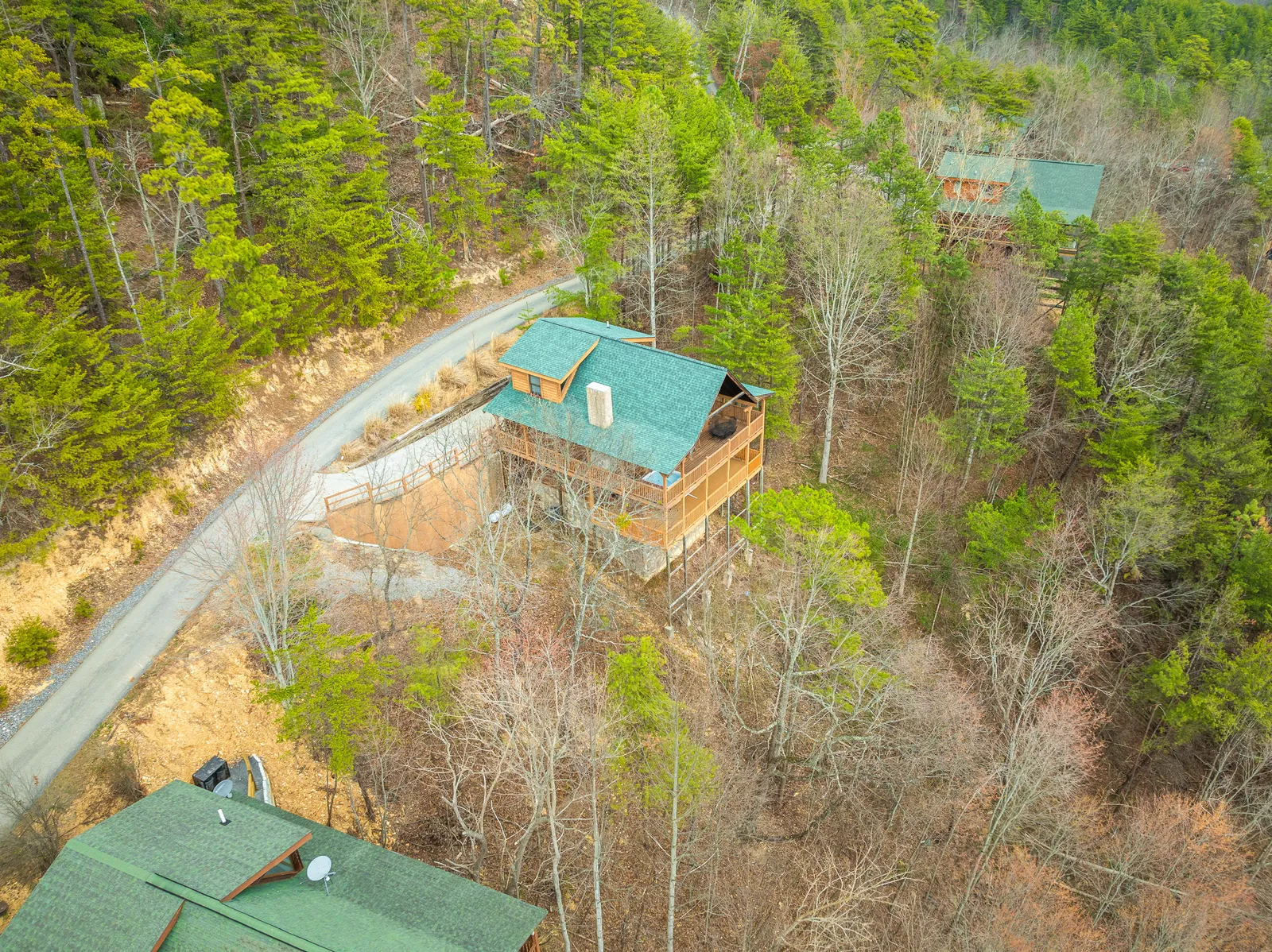 1910 E Mountain View Way