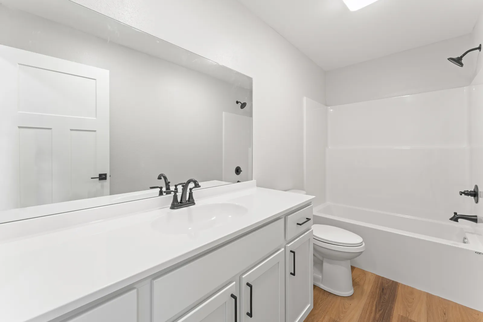 4317 Newport Highway