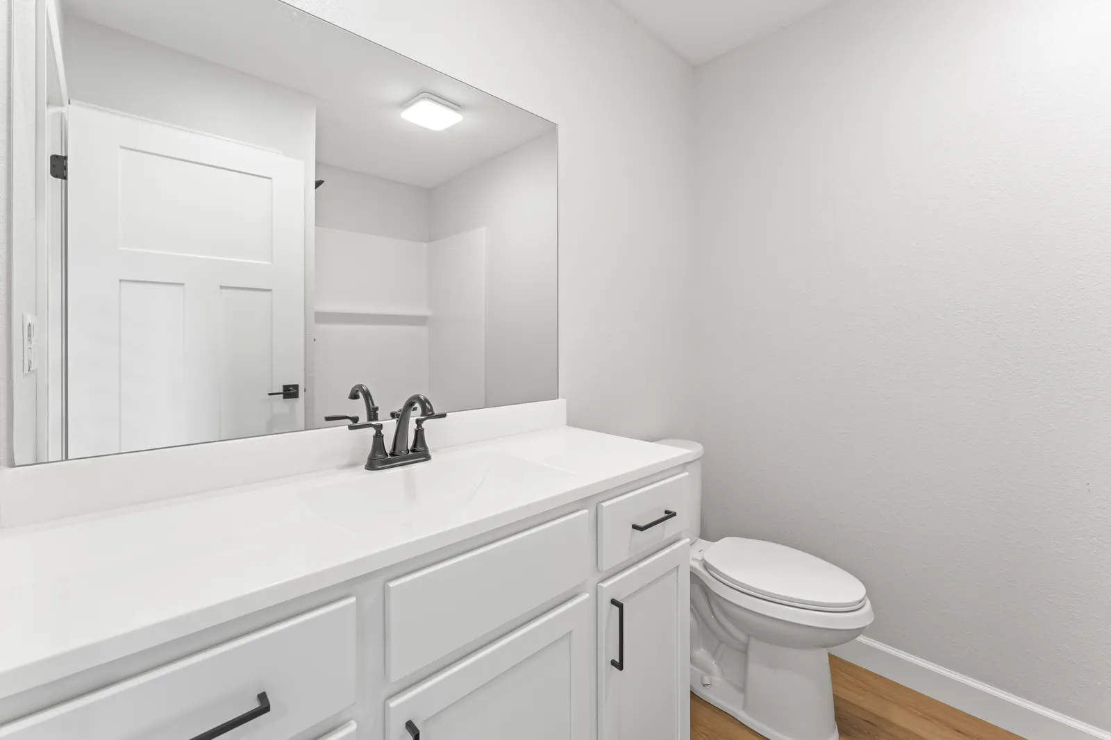 4317 Newport Highway