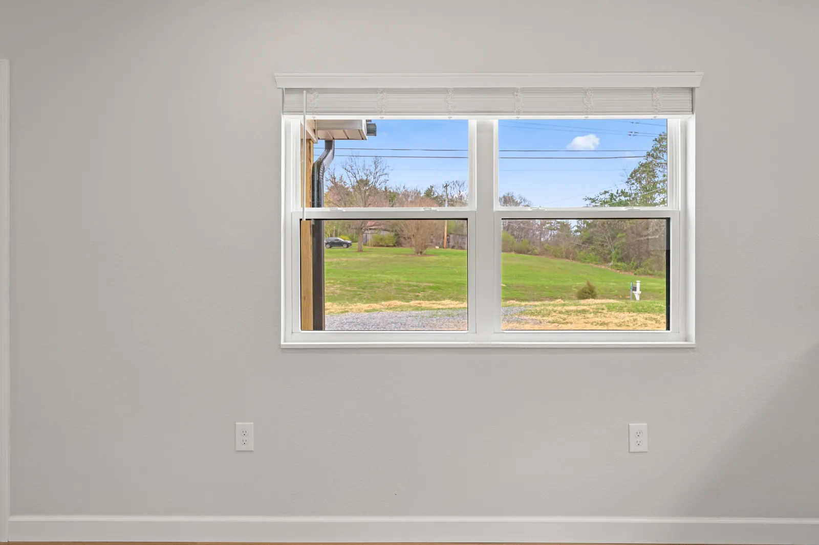 4317 Newport Highway