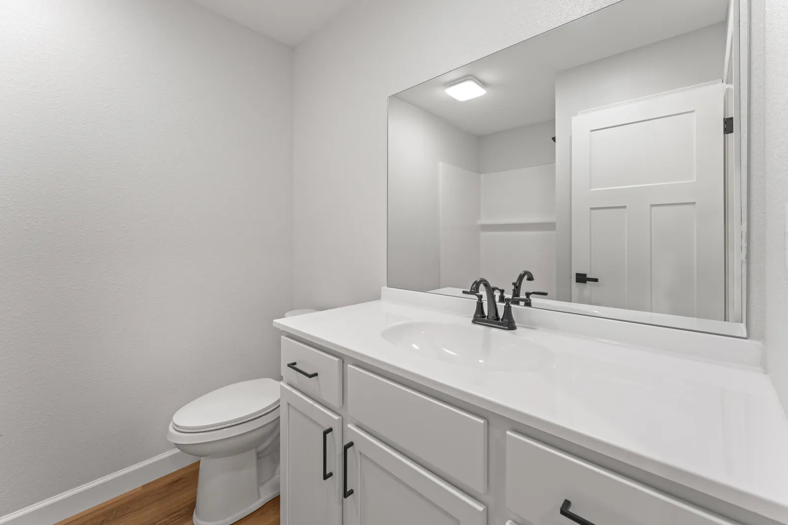 4317 Newport Highway