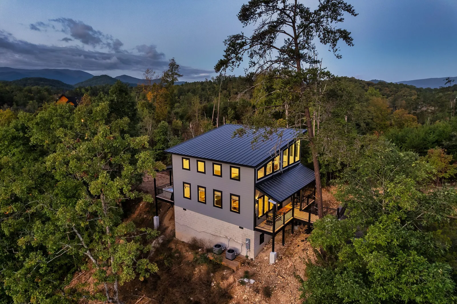 1665 Paulas Huskey Circle