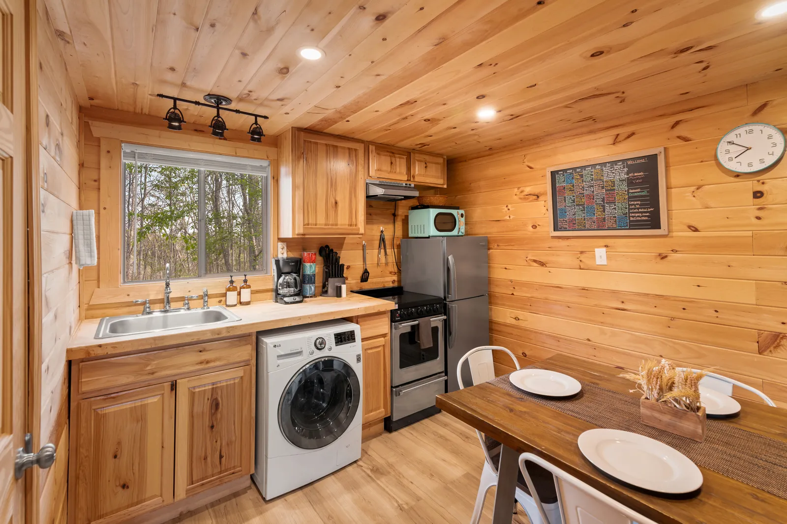 1638 S Mountain View Road