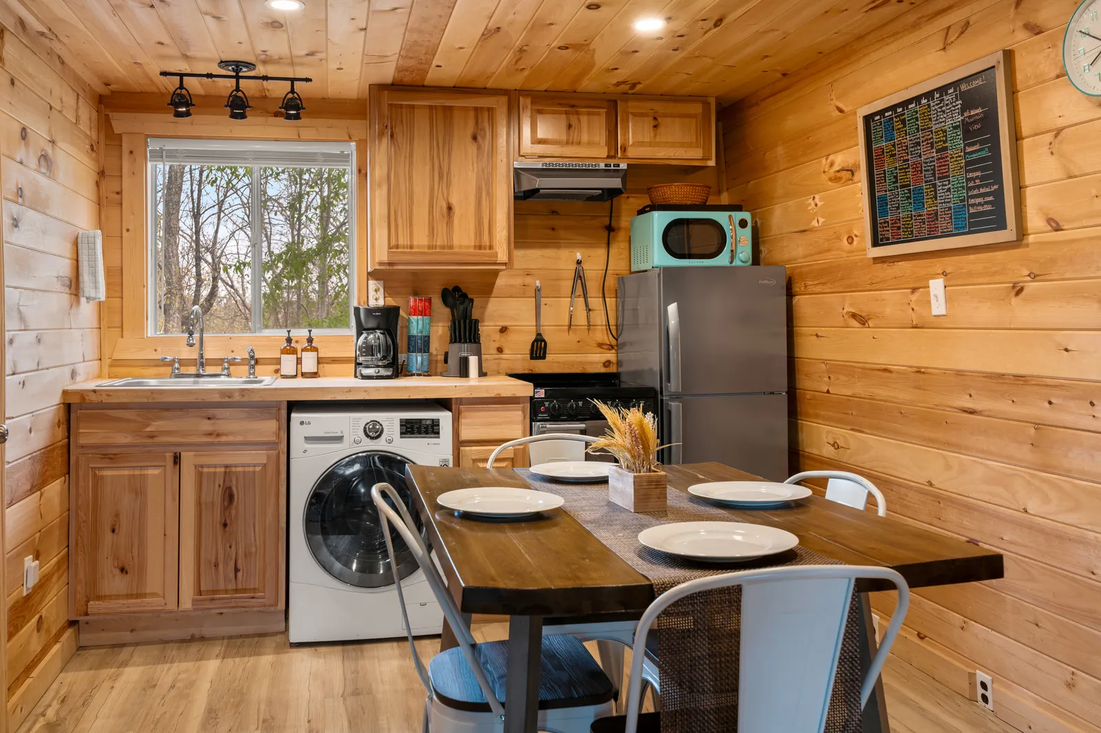 1638 S Mountain View Road