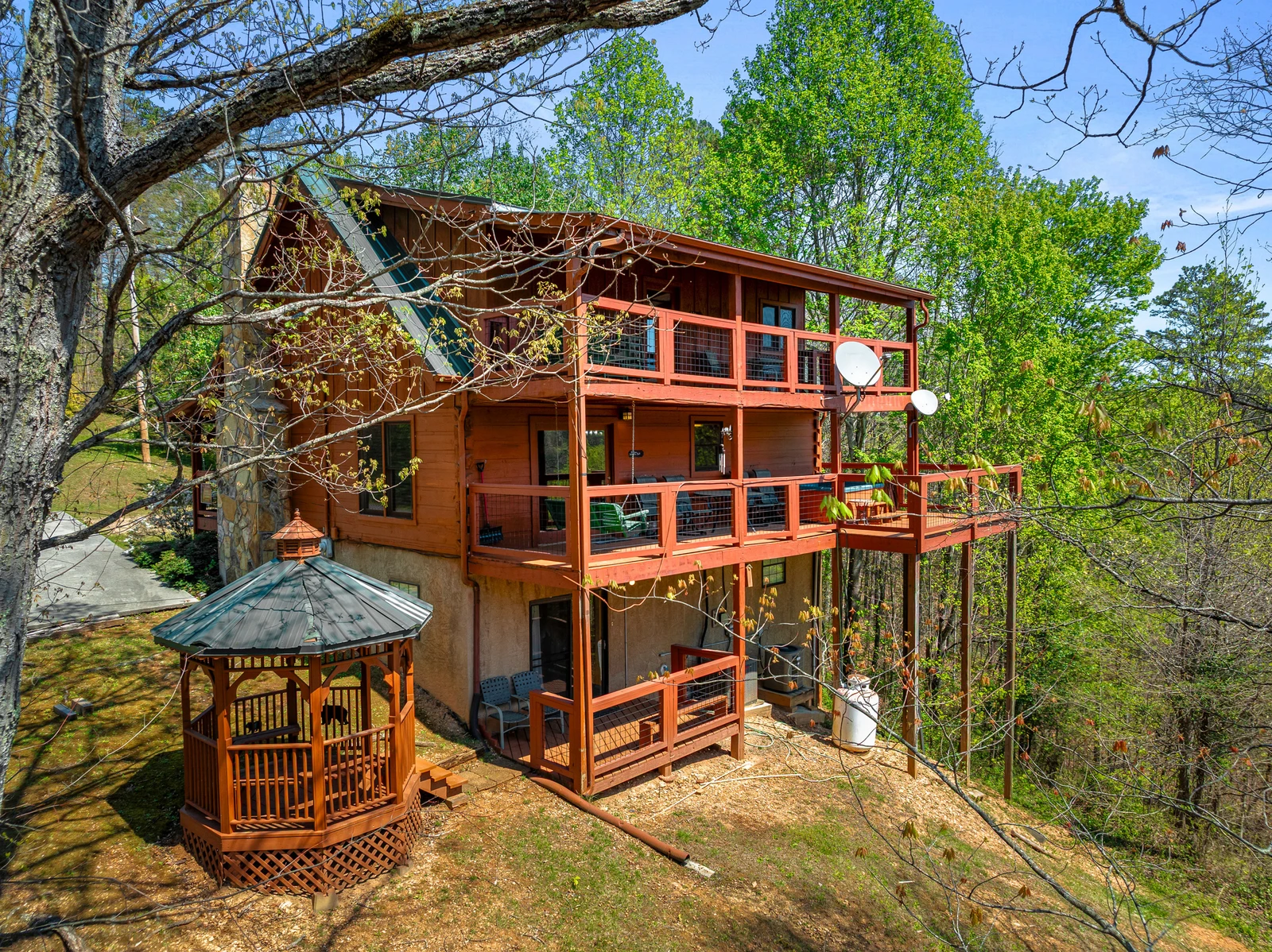 1855 Spring Hill Drive