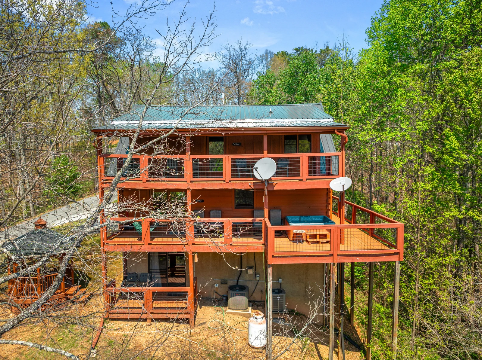 1855 Spring Hill Drive