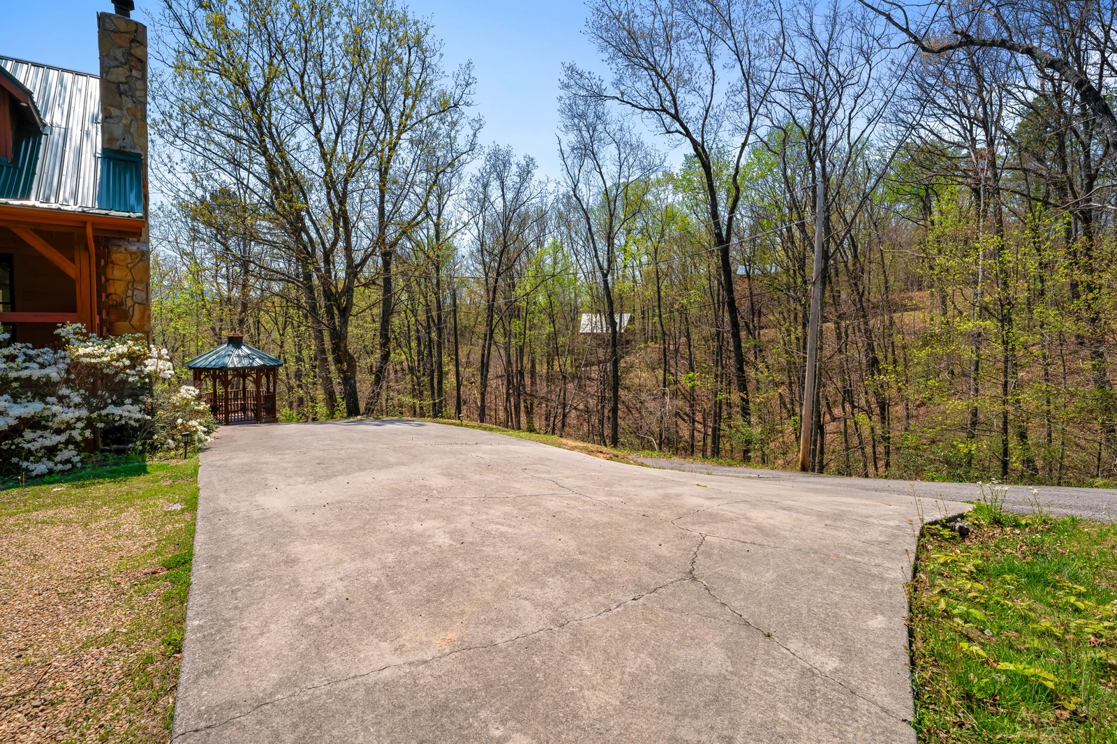 1855 Spring Hill Drive