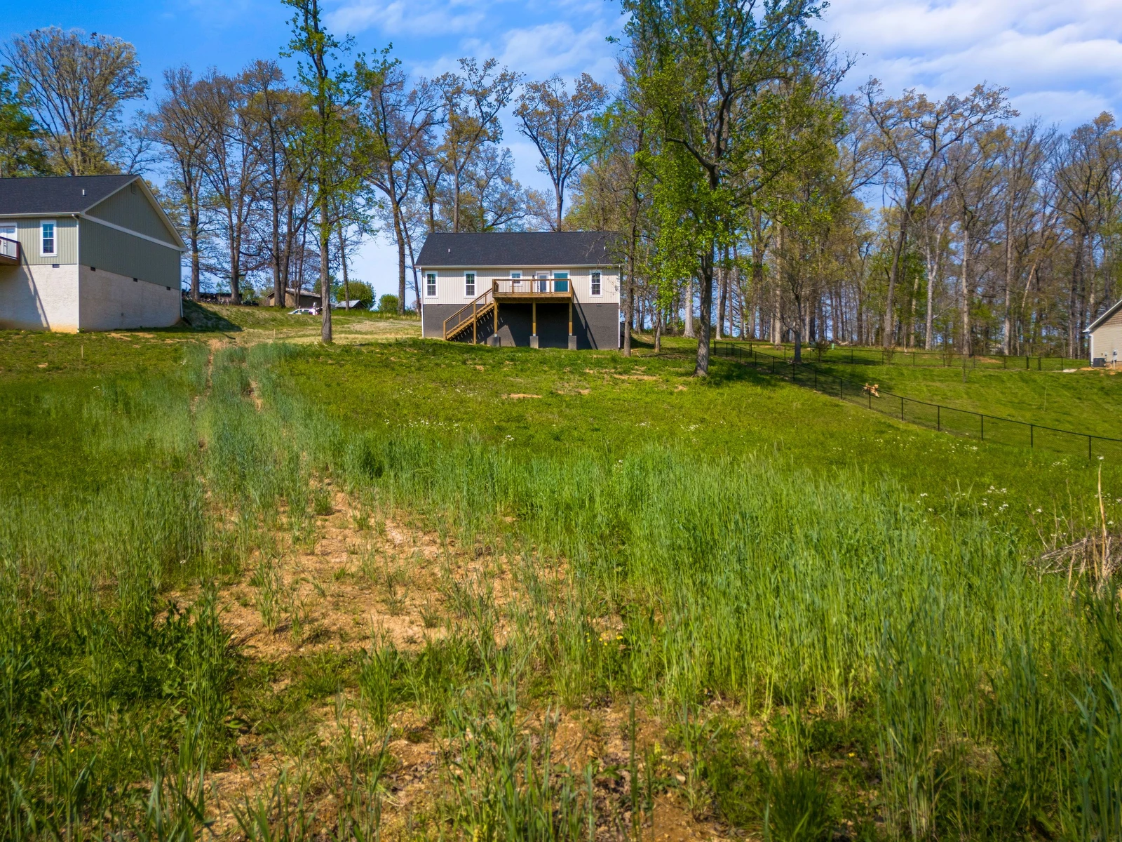 2319 Geraldine Way