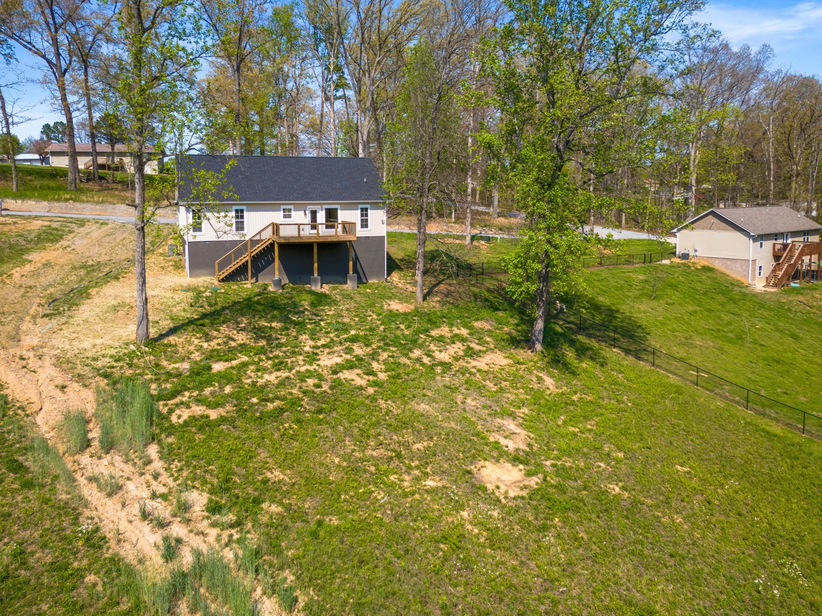 2319 Geraldine Way