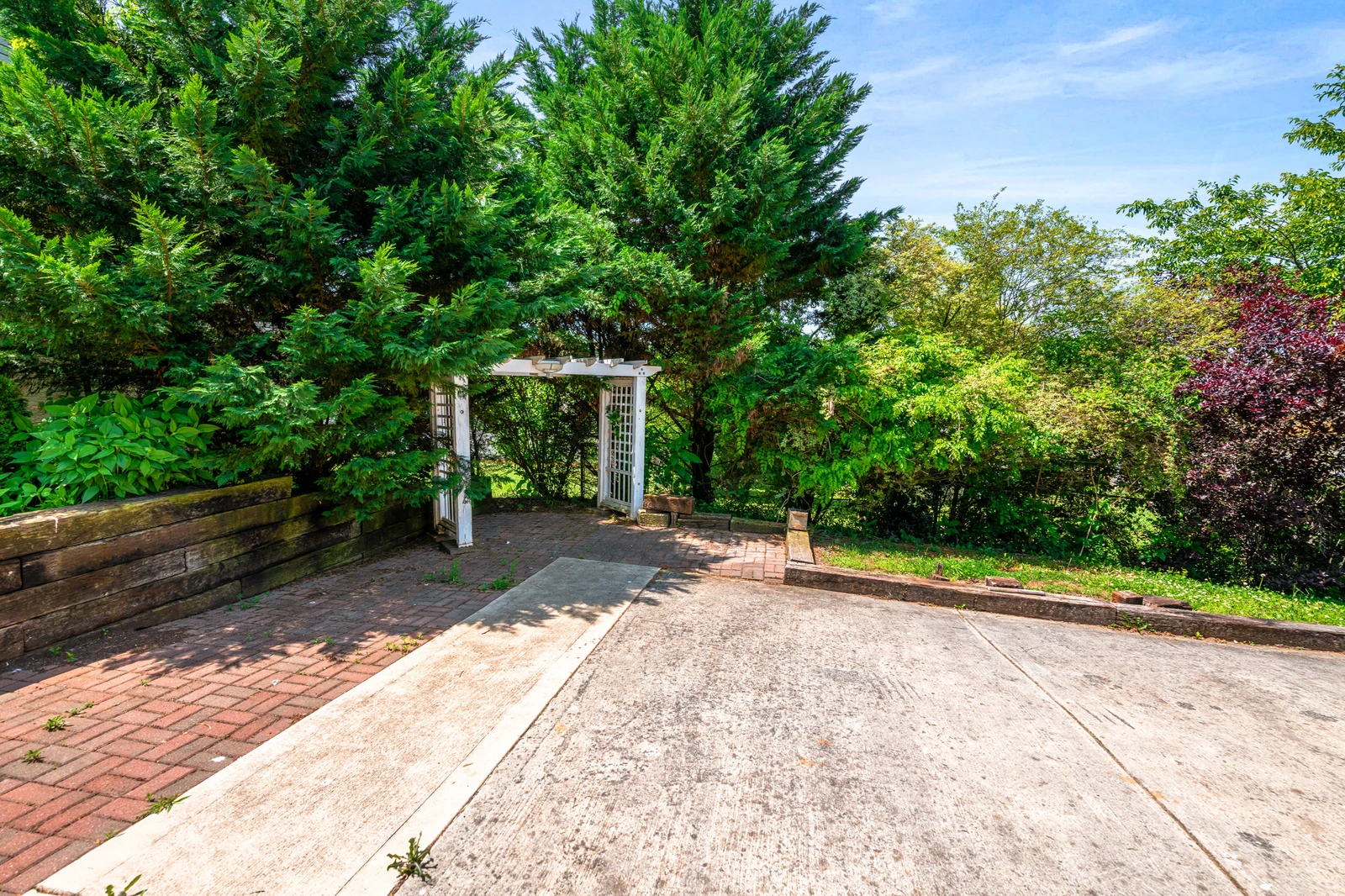 1503 Cloverdale Court