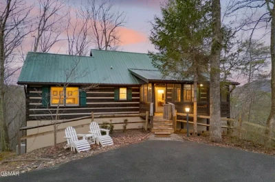 2616 Sunset Cir cabin in the Smoky Mountains