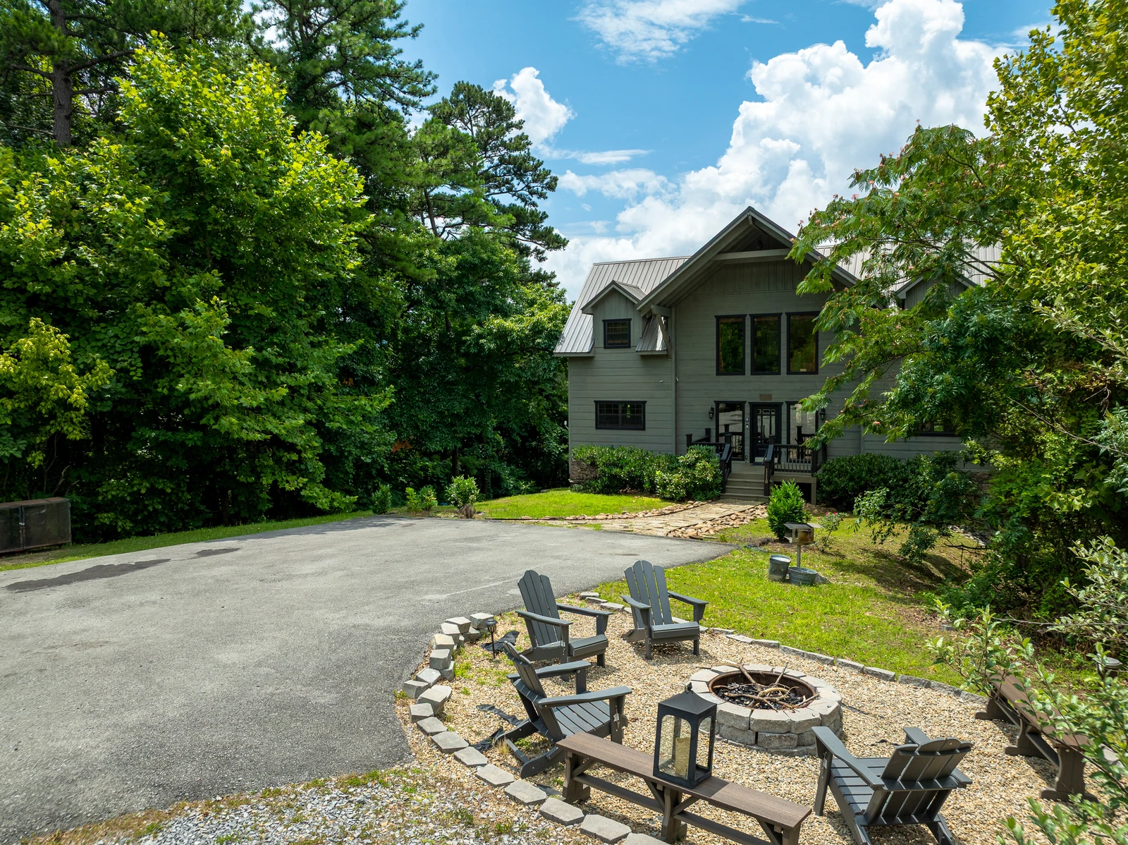 1118 Eagle Pointe Way