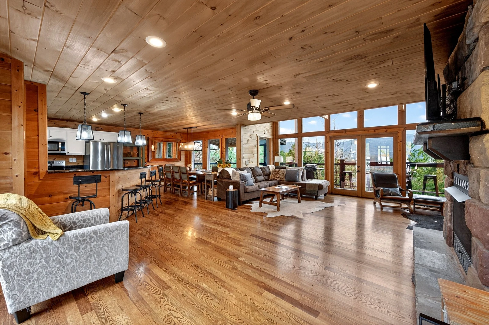 1118 Eagle Pointe Way
