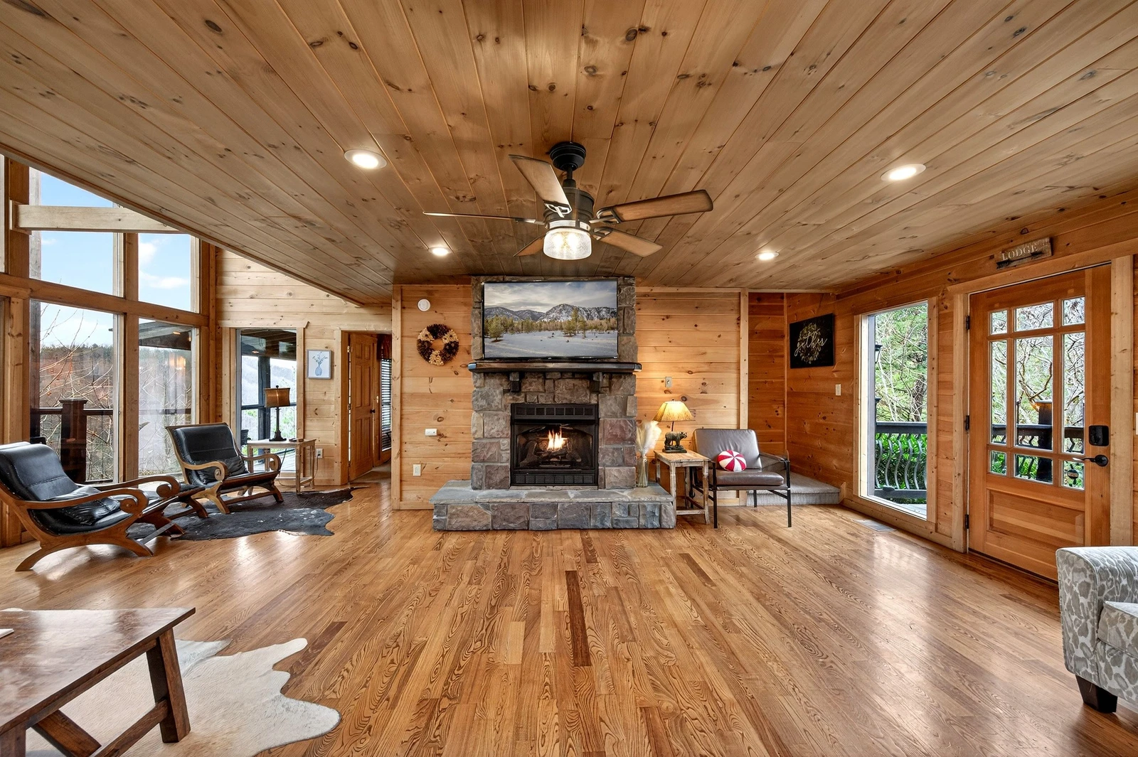 1118 Eagle Pointe Way