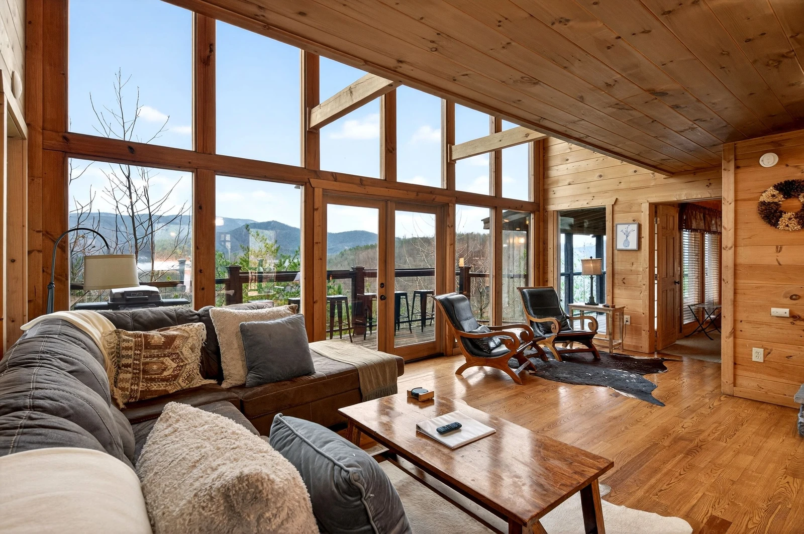 1118 Eagle Pointe Way