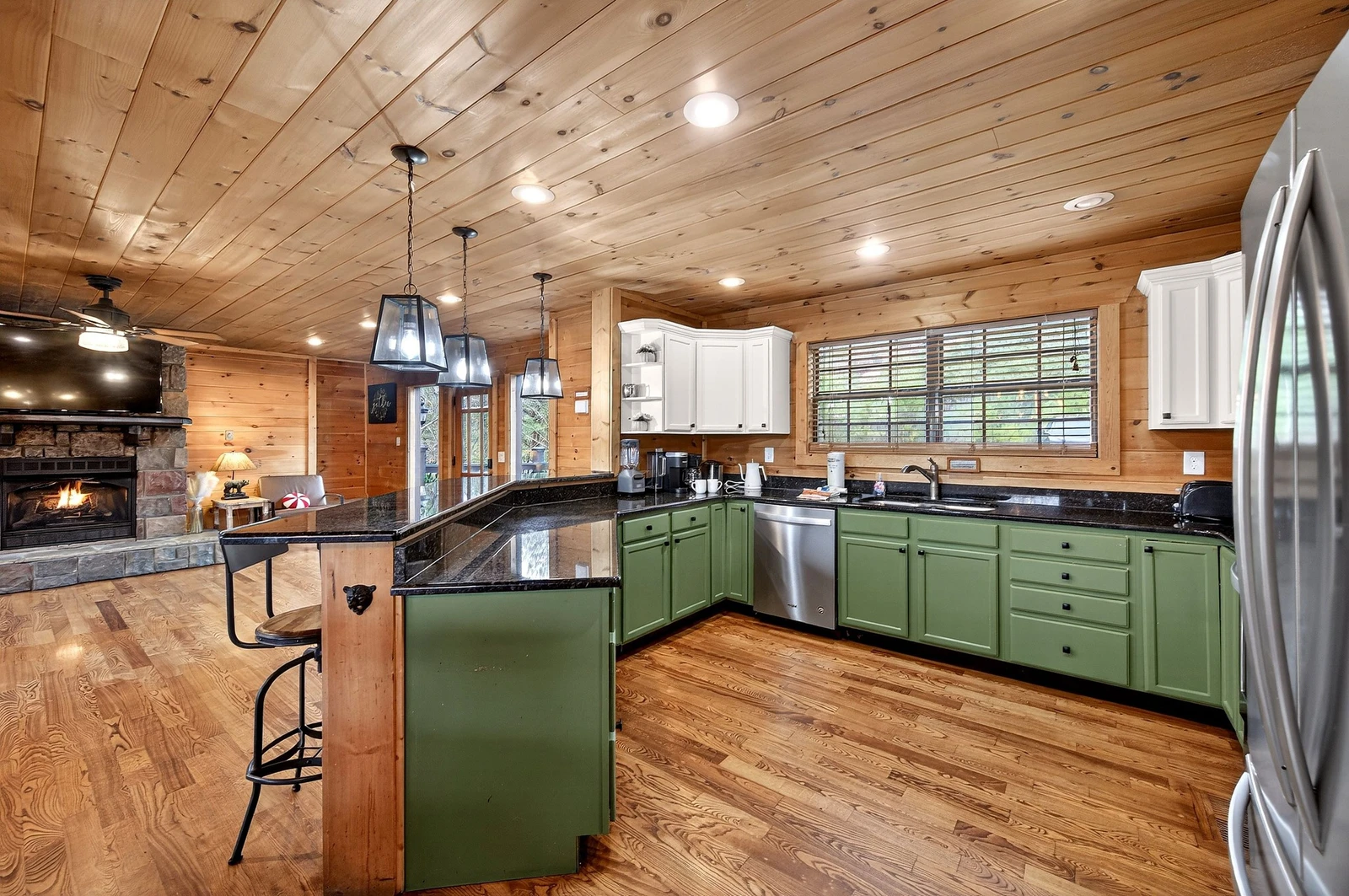 1118 Eagle Pointe Way