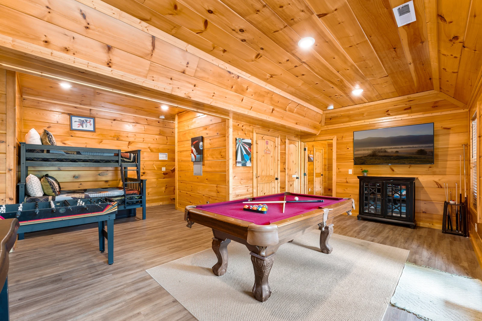 1533 Bear Valley Rd
