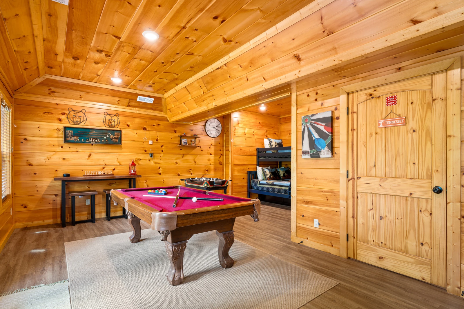 1533 Bear Valley Rd