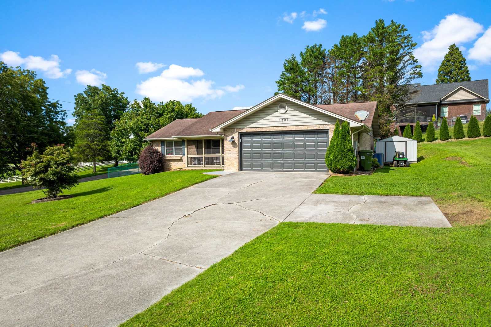 1301 Snappwood Dr