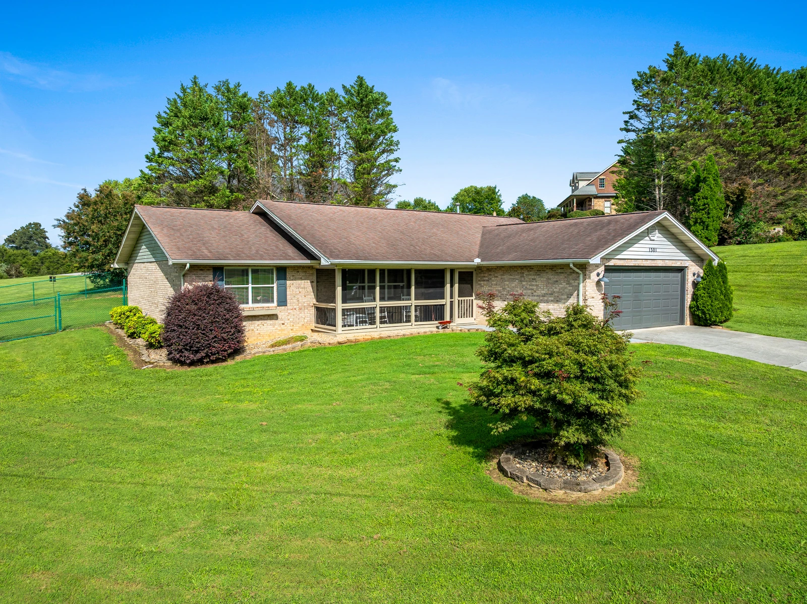 1301 Snappwood Dr