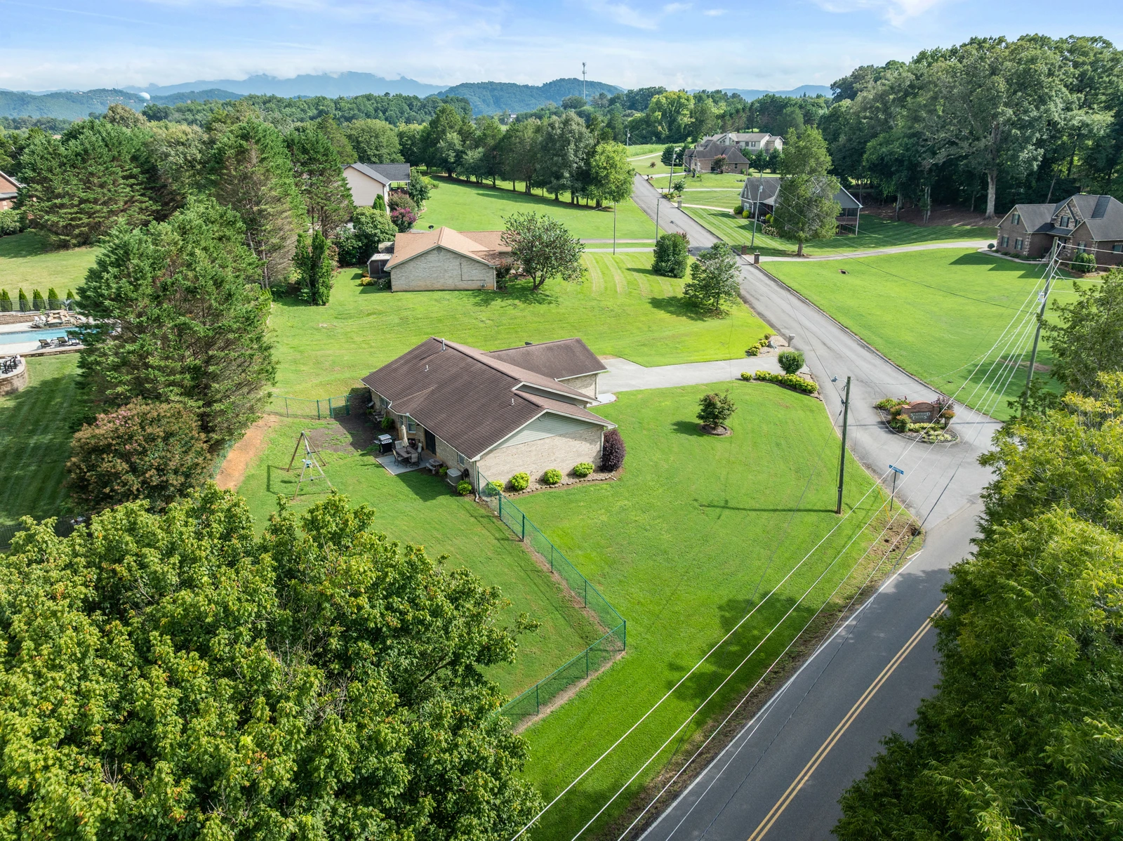 1301 Snappwood Dr
