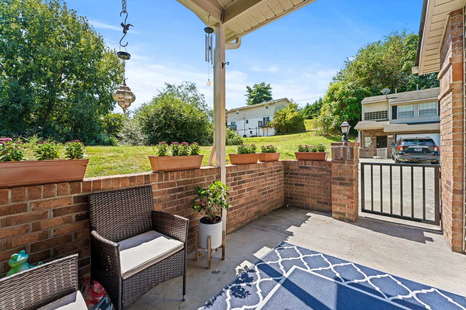 1315 Mountain Meadows Way