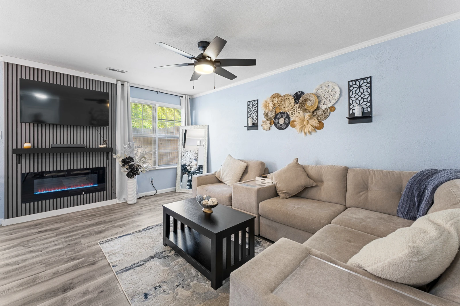 1315 Mountain Meadows Way