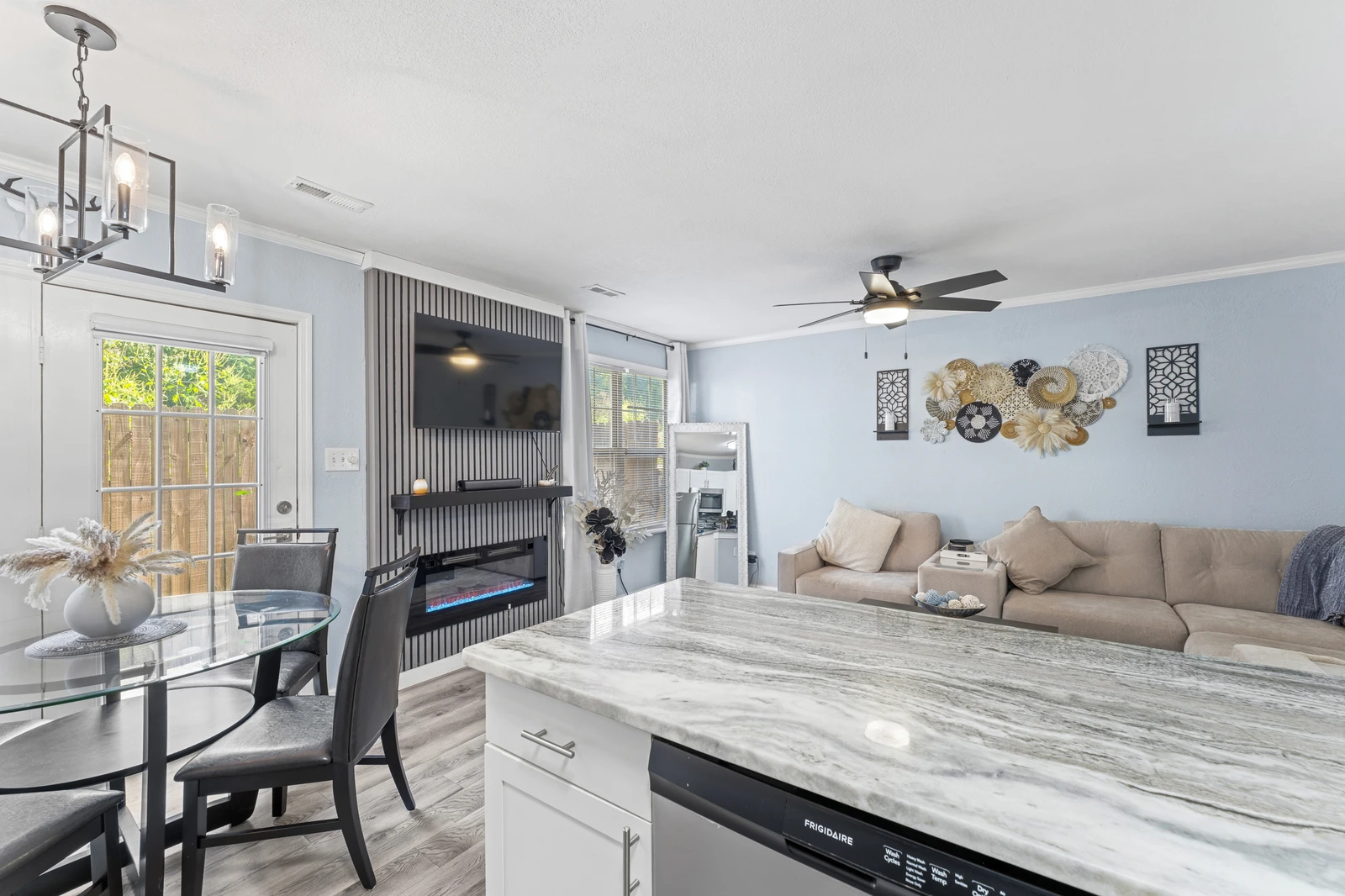 1315 Mountain Meadows Way
